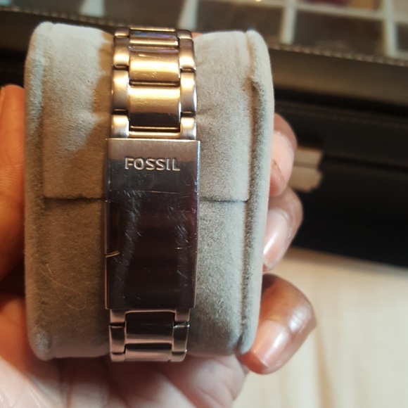 Fossil watch with tin - Picture 2 of 3